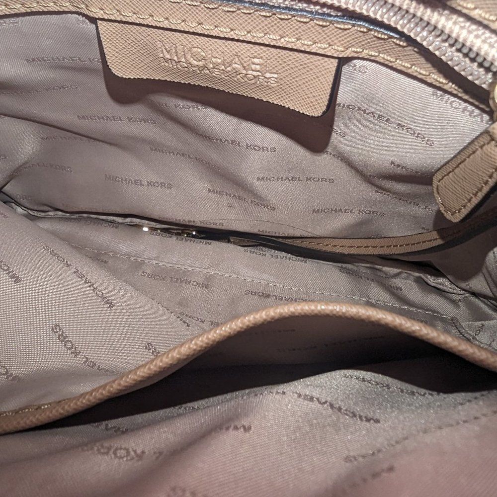 Michael Kors Shoulder Bag - Picture 4 of 11
